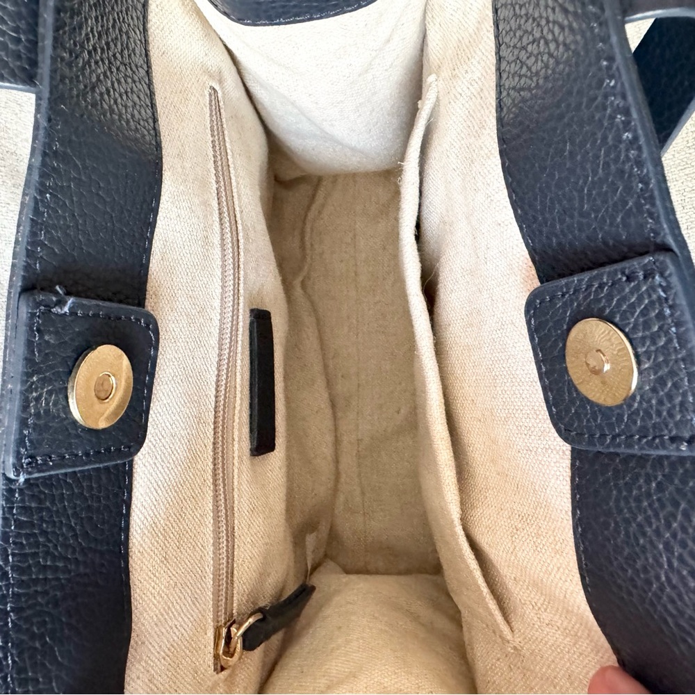 Mark & Graham Essential Leather Tote Navy Monogram MEZ - Picture 8 of 12